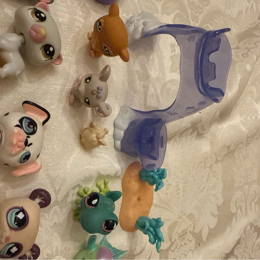 Hasbro LPS Littlest Pet Shop Lot of 32,#870, 639, 626, 748, 689, 496, 497 & More - Picture 8 of 15